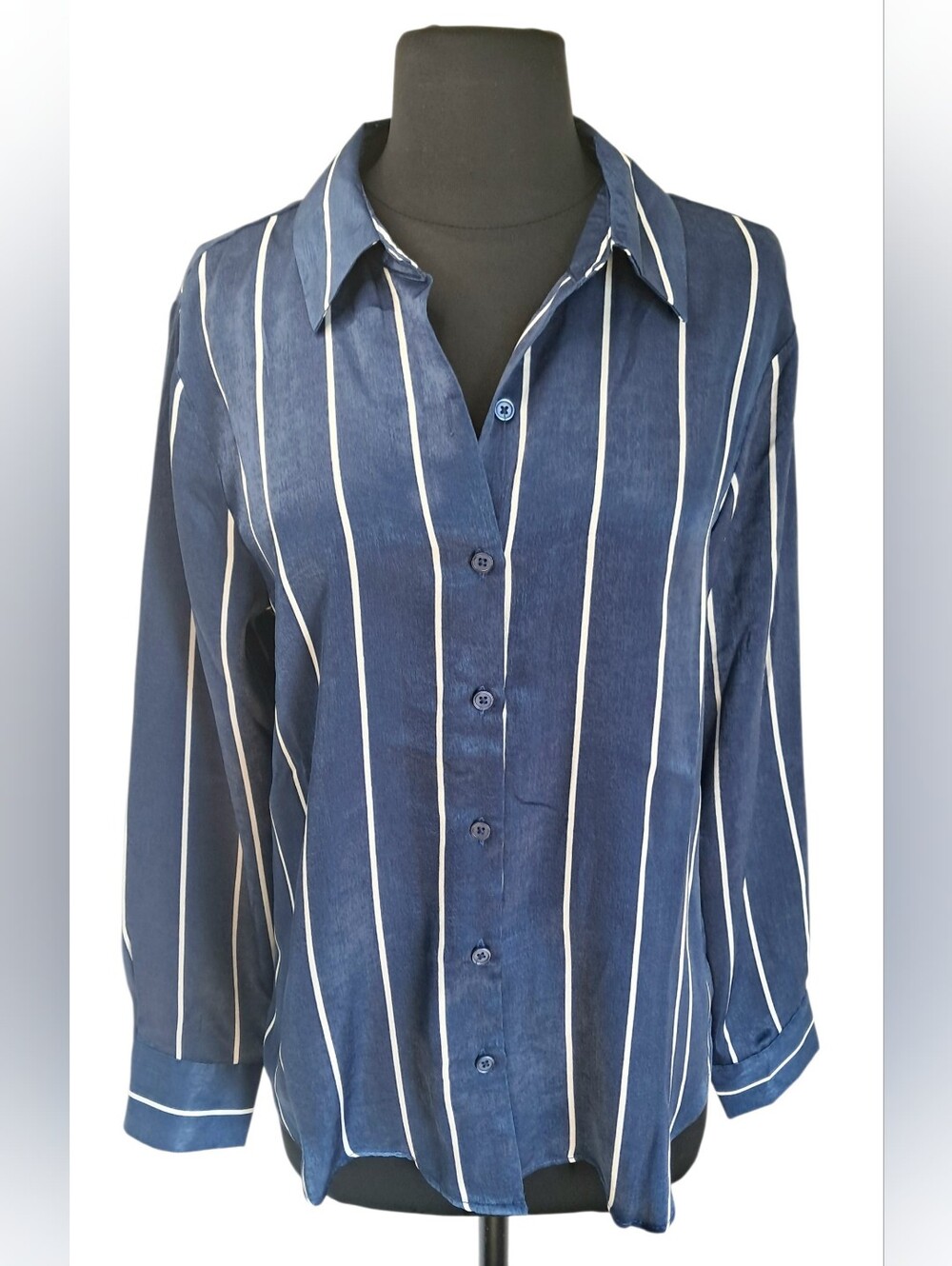 Maurices Women's Navy Blue & White Winona Striped Satin Button Down Blouse NWT